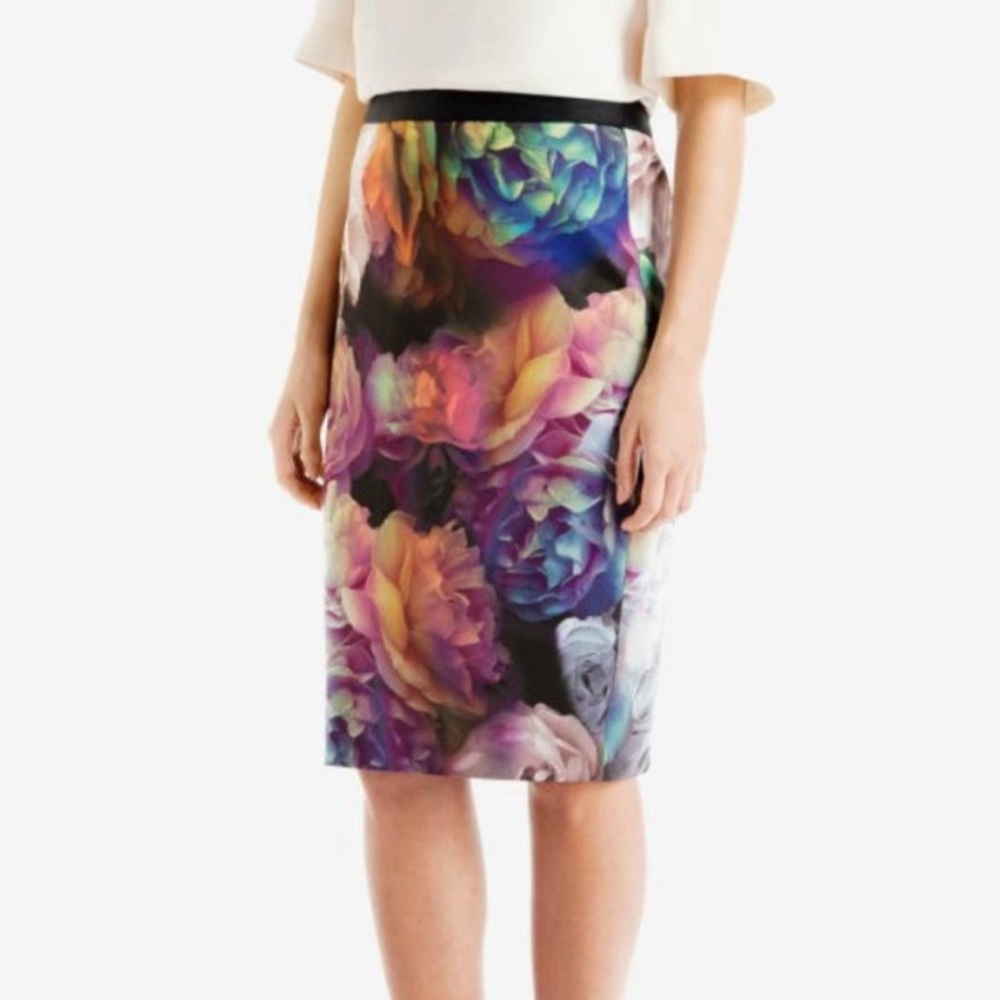 Ted Baker London Multicolor Floral Pencil Skirt
